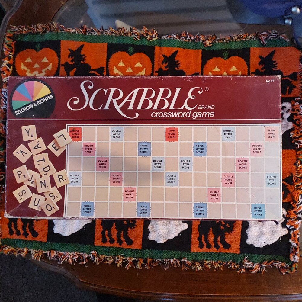 Vintage 80's Scrabble Brand Crossword Game